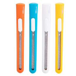 Deli Plastik Dar Maket Bıçağı 9 mm. 1 Adet (Karışık Renk) - Deli